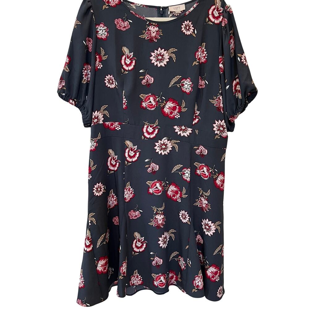 Loft Floral Dress Women's Size 16 Gray Red Cottagecore Garden Plus Size Boho